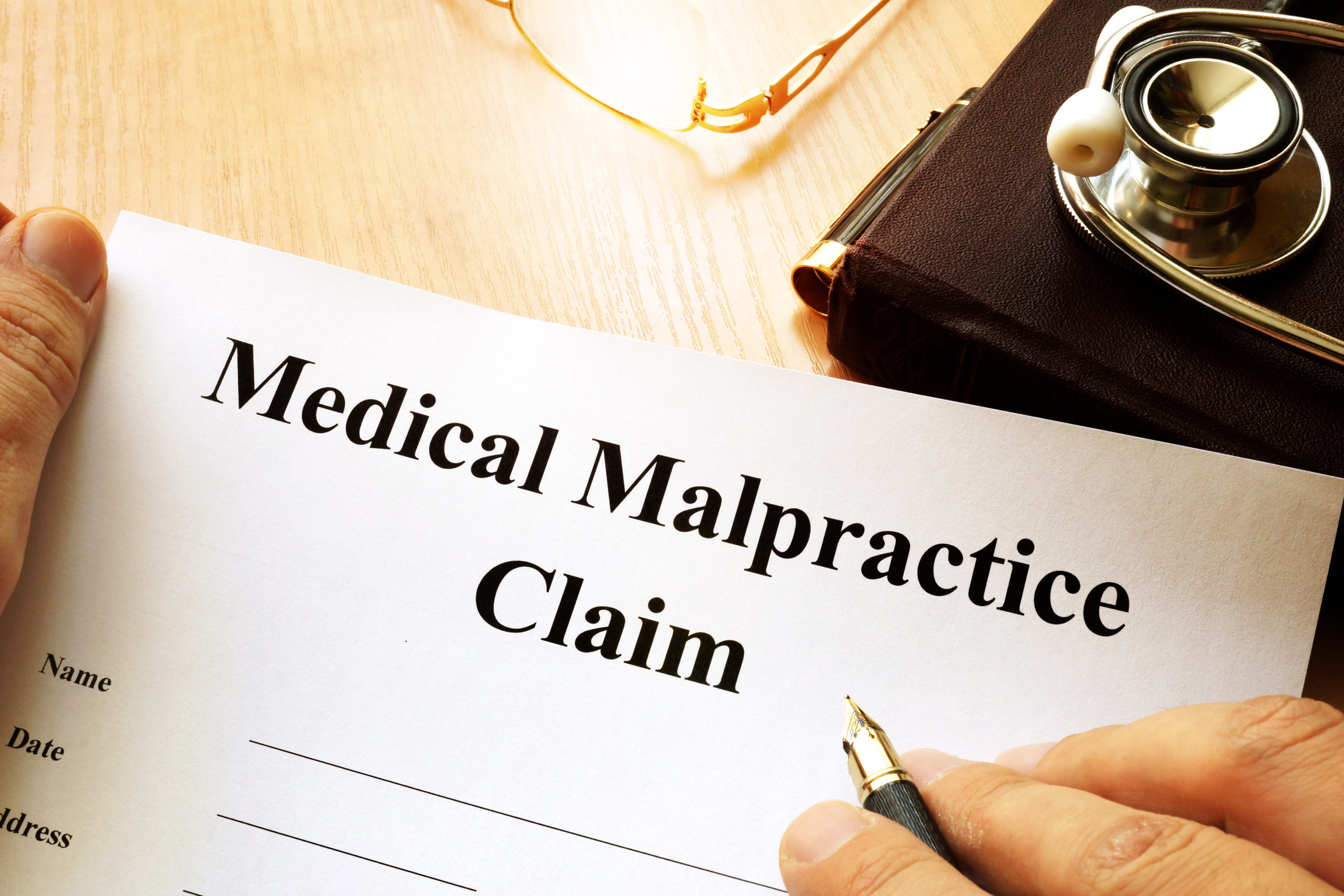 determining-your-medical-malpractice-claim-scaled